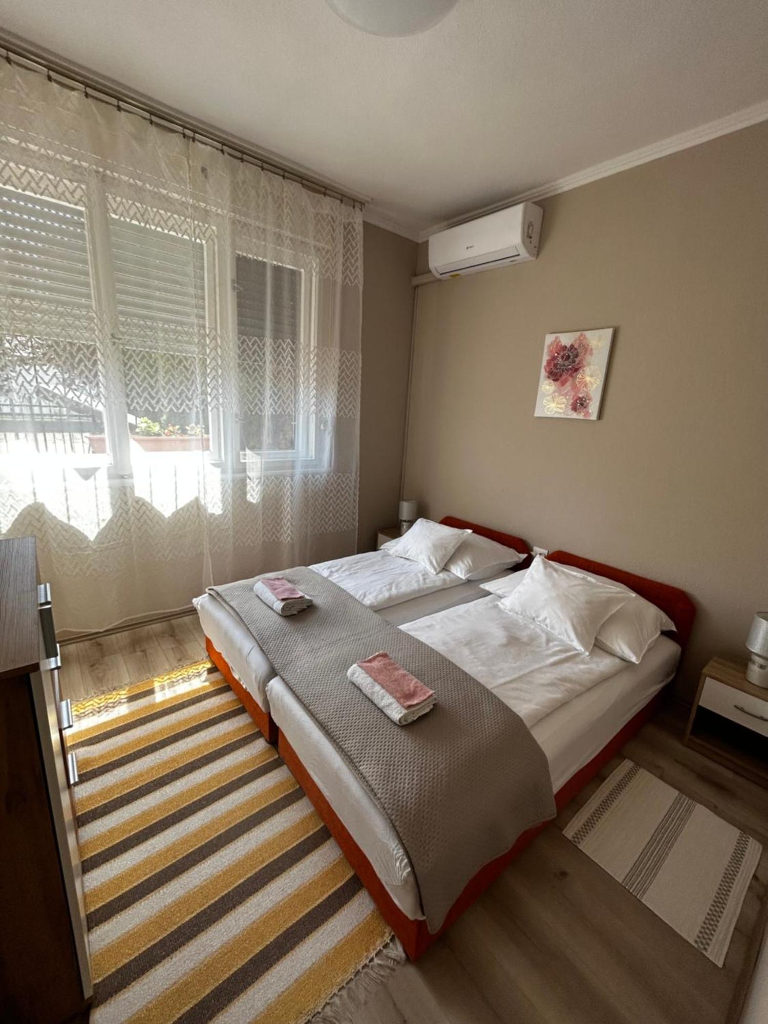 Kisvirág Apartman Hajdúszoboszló Exterior foto