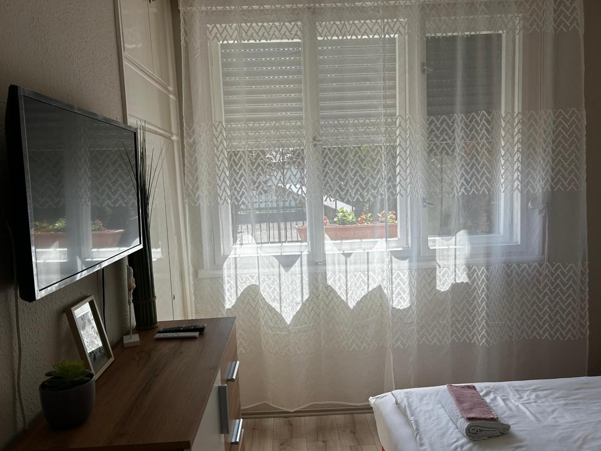 Kisvirág Apartman Hajdúszoboszló Exterior foto
